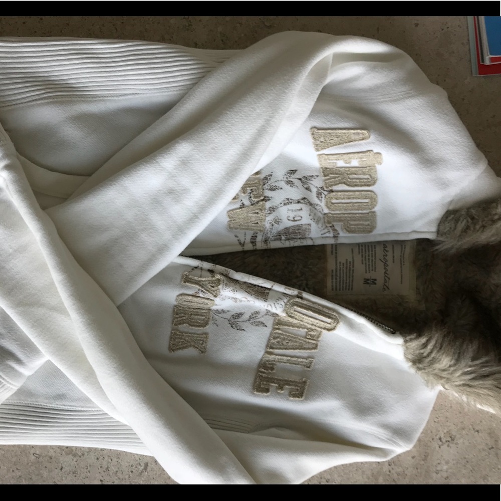 Cozy Aeropostale coat/hoodie